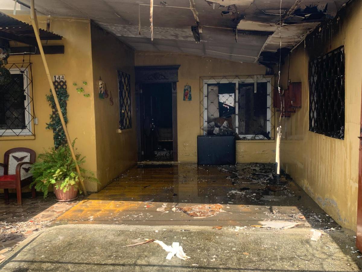 Baleadas La Exquisita volverá como el Ave Fénix tras voraz incendio que la consumió