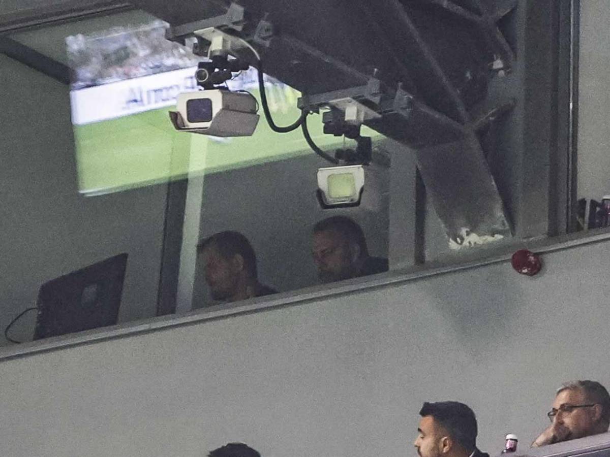 Real Madrid festeja, bronca, Lamine invita a pelear a Courtois y Vinicius hace arder al Barcelona