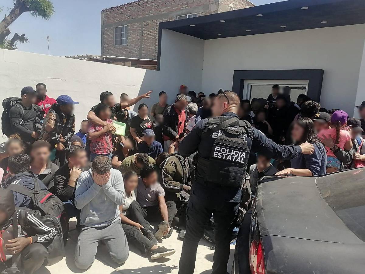 Rescatan a migrantes hondureños retenidos en el noroeste de México