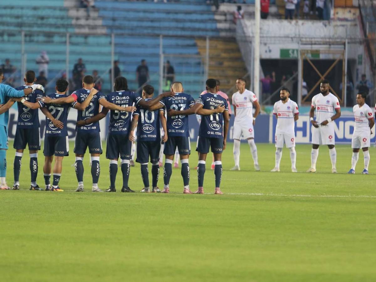 Héroe de Olimpia, llanto del villano de Motagua, disturbios, heridos y bellezas