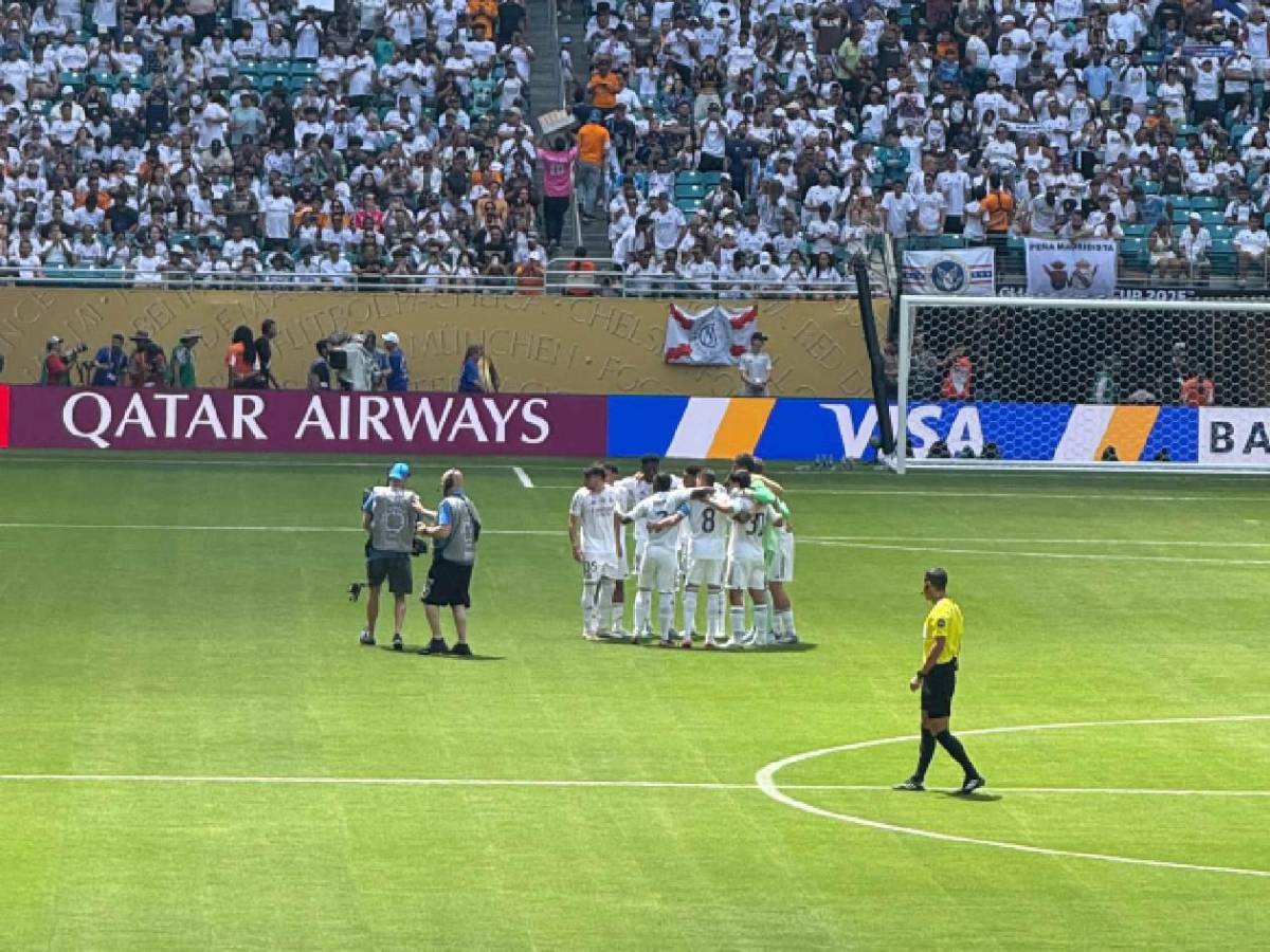 Real Madrid sufrió en su debut, polémica del VAR y así reaccionó Xabi; Honduras presente