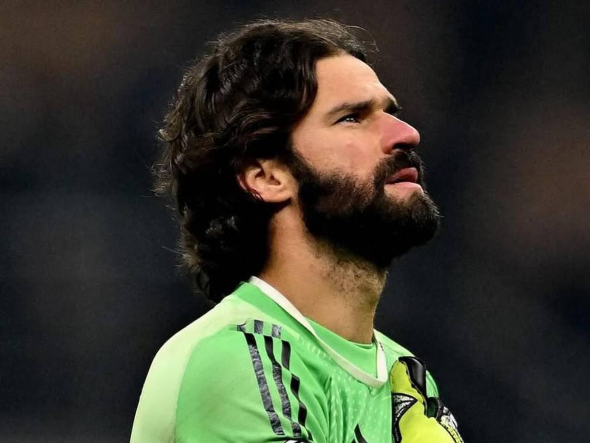 Real Madrid con dos fichajes y una salida, se ofrece al Barcelona y Olise define su futuro