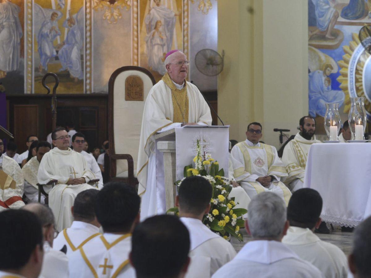 Celebran misa crismal en San Pedro Sula