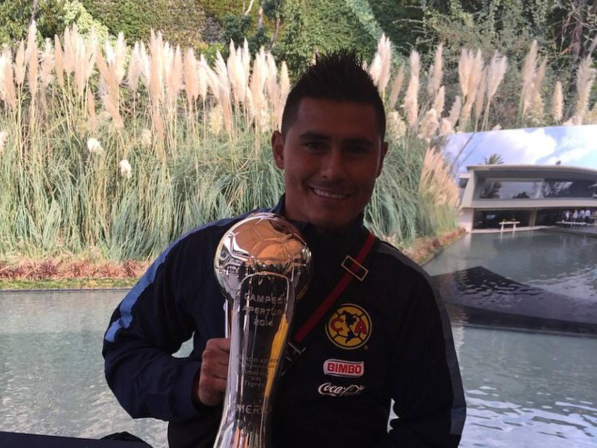 Consternación por rara enfermedad de famoso futbolista: Hace una confesión sobre lo que le ocurre