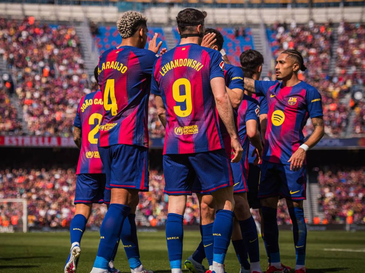 Barcelona recibe el sí de un fichaje que gusta a Flick, pero hay un problema...