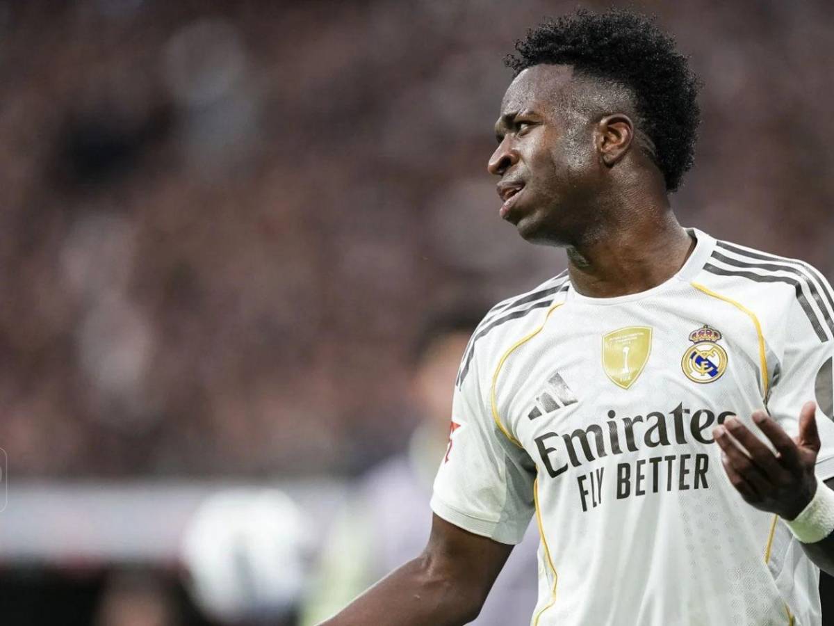 Vinicius toma sorprendente decisión tras su berrinche a Xabi en el clásico