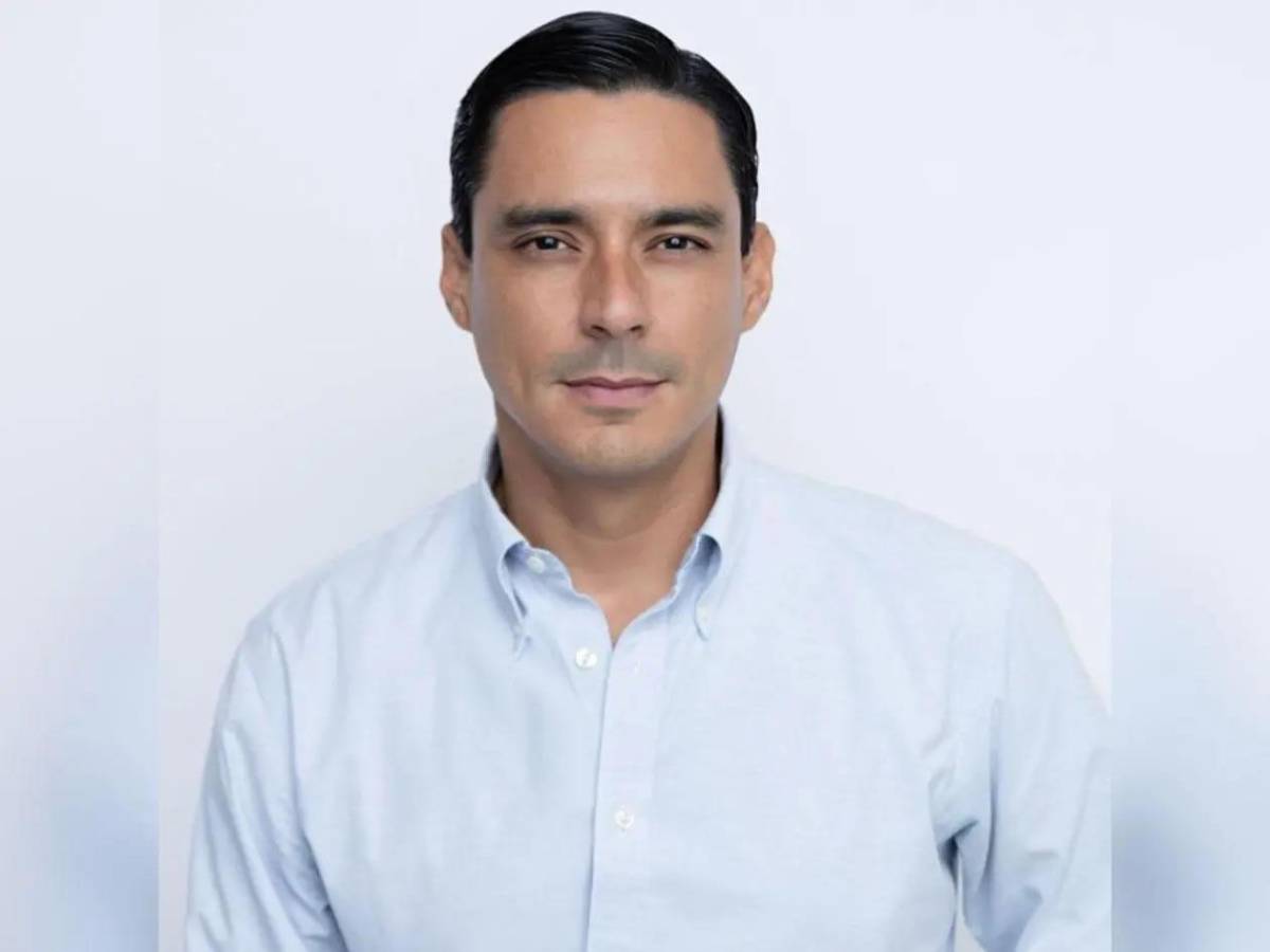 Exjugadores y figuras del fútbol, electos como diputados: sorpresa con Osman Chávez