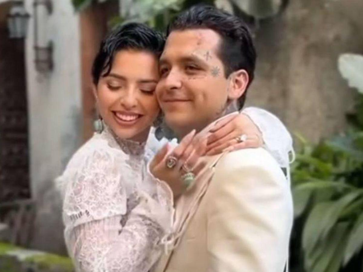 Christian Nodal confiesa que se casó con Ángela en secreto en Roma antes de su boda en México