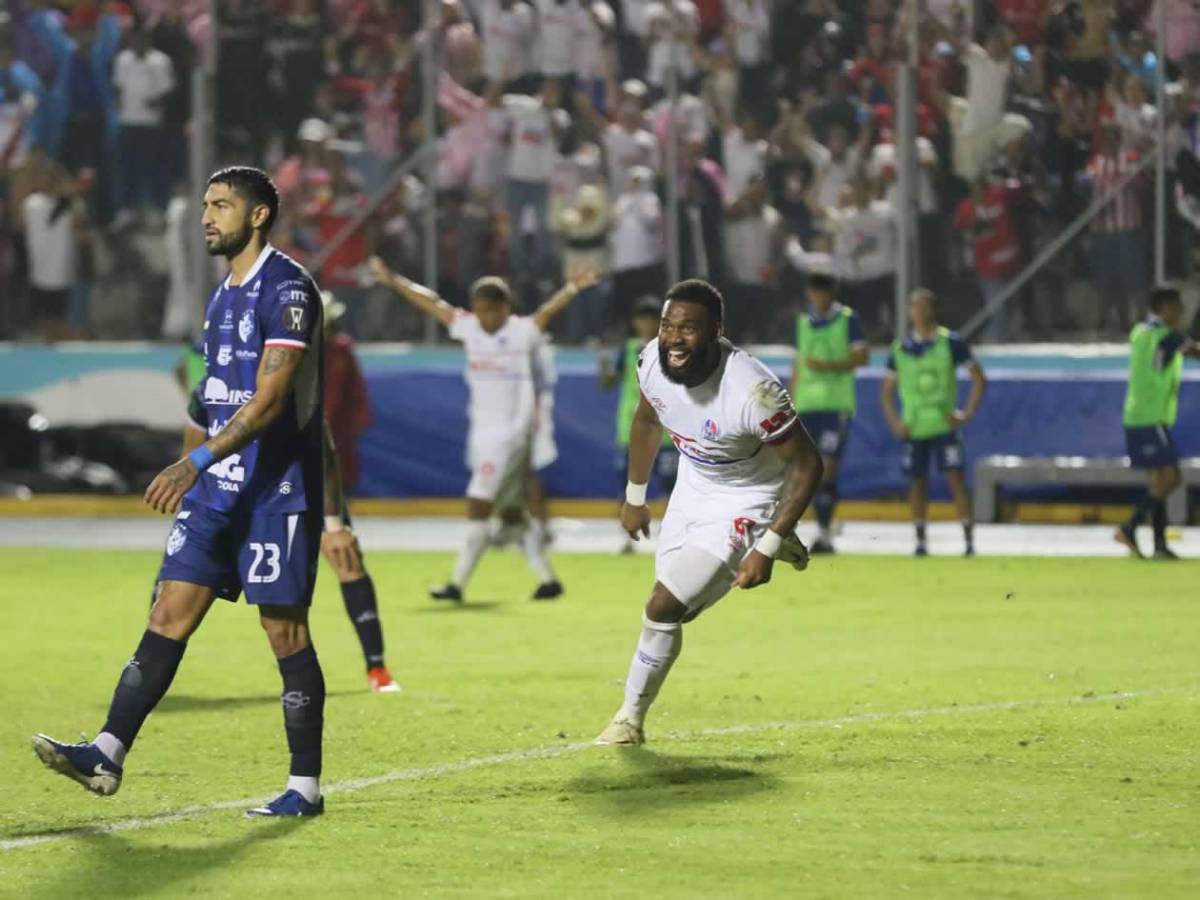 Olimpia de fiesta, doble premio en Concacaf, burla a Motagua y bellas novias de jugadores