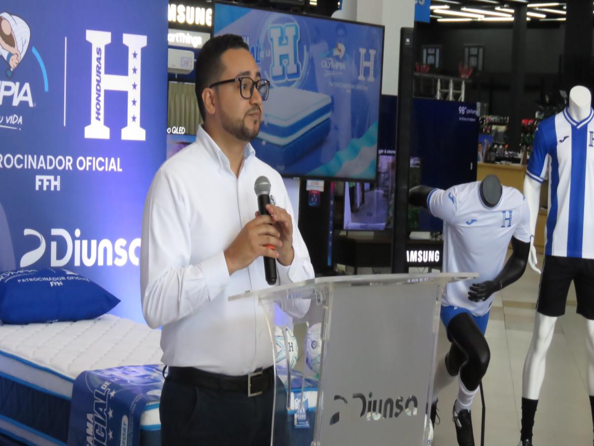 German Álvarez, coordinador de marketing de Camas Olympia.