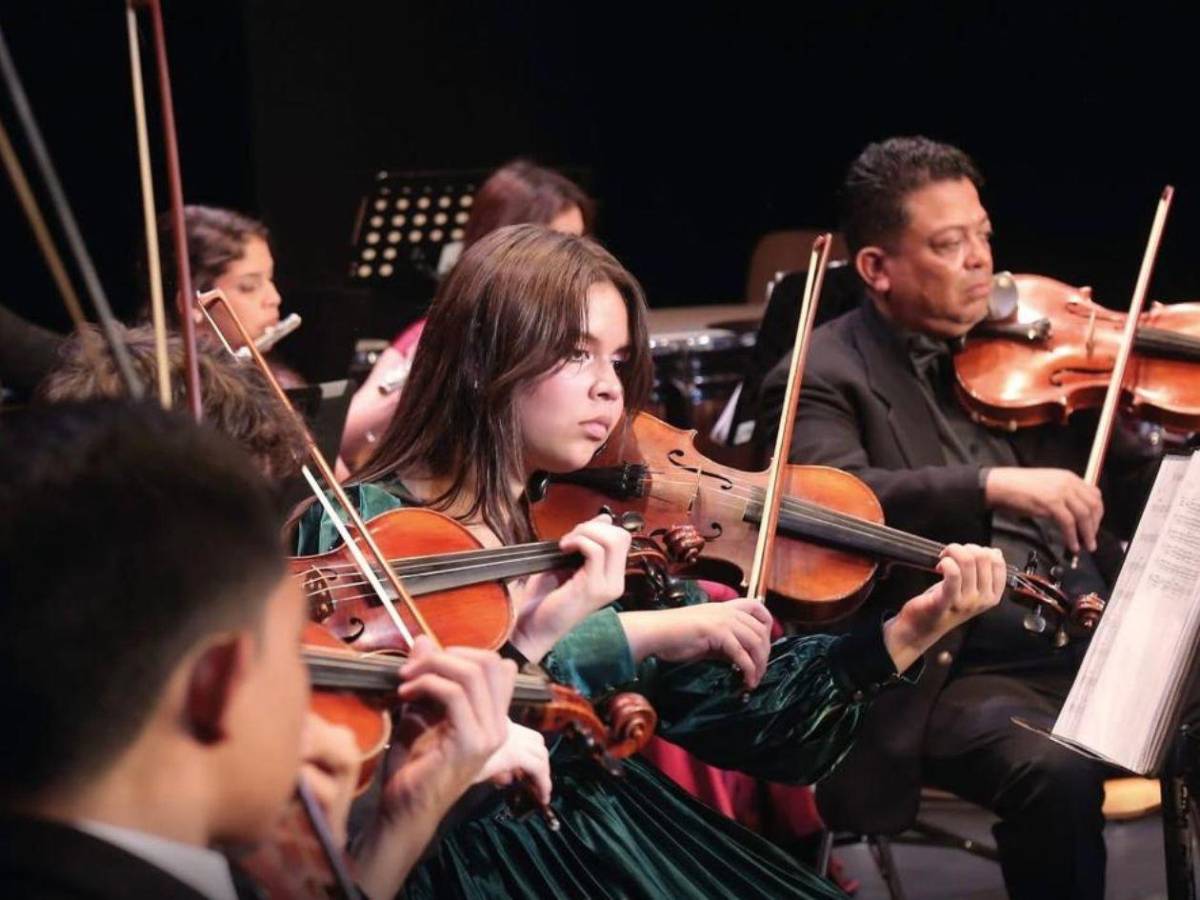 Orquesta Victoriano López lleva el talento musical de Honduras a escenarios de España