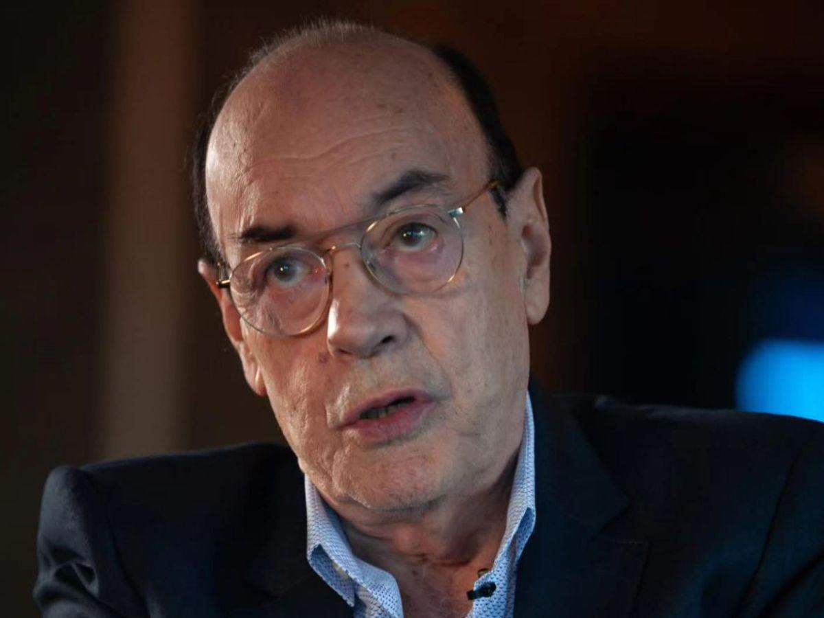 “No resistió: Nasralla se quiebra al hablar de la muerte de Julio César Núñez