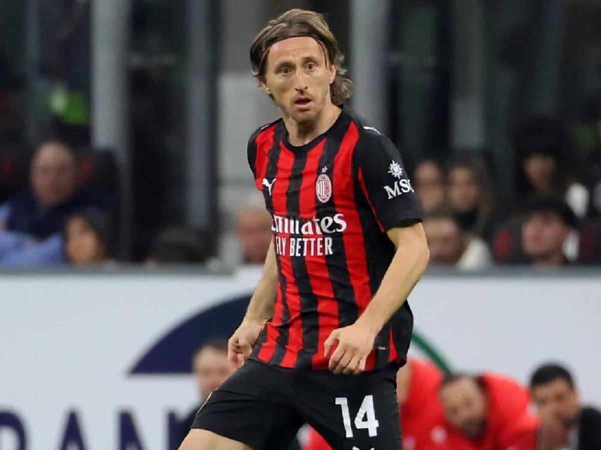 Nuevo giro Real Madrid-Olise, deja al Barcelona y trueque por Julián Álvarez