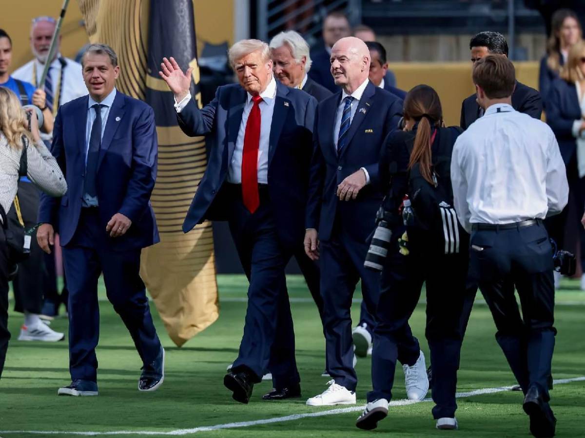 Trump hace confesión: lo que hizo con trofeo del Mundial de Clubes