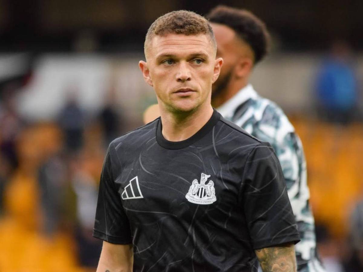 Vinculan a jugador de la Premier League con modelo de contenido para adultos