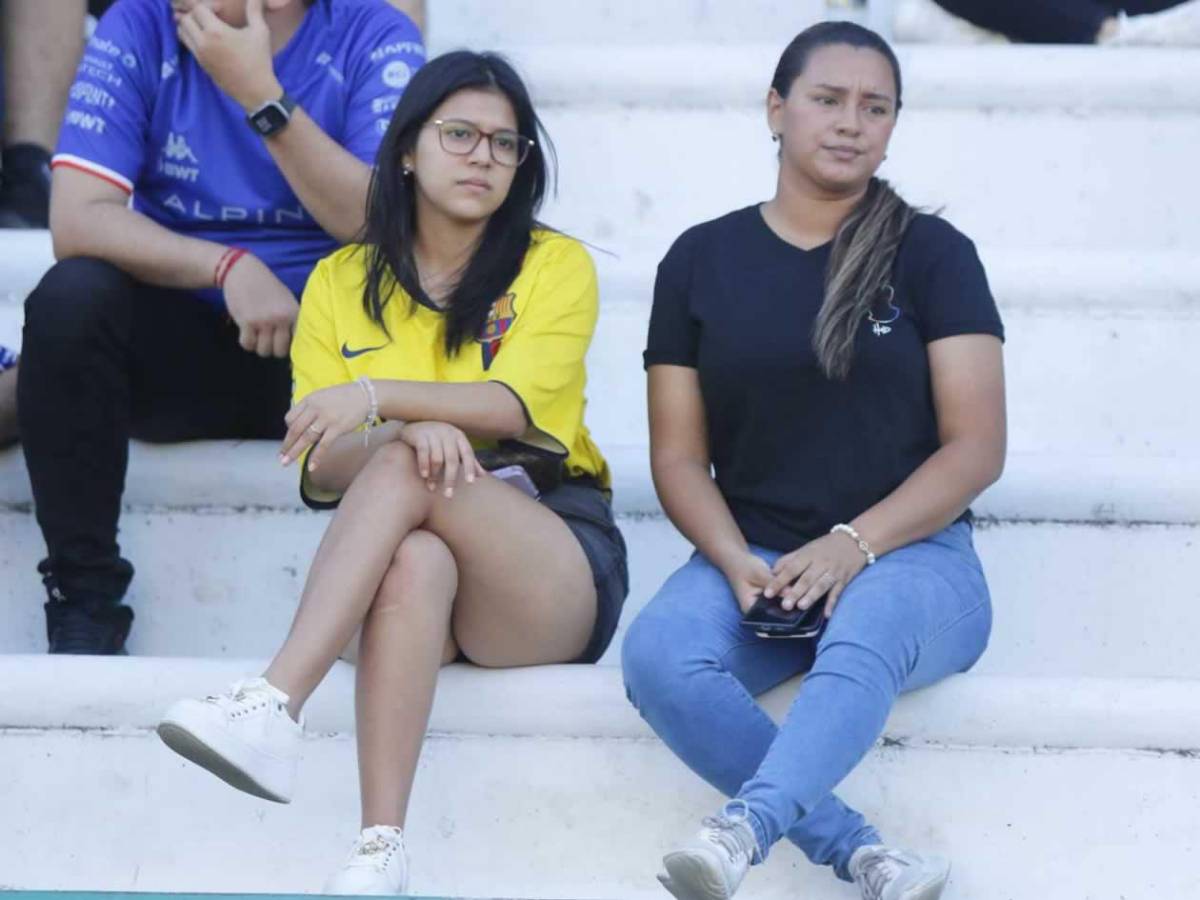 Las chicas del Clásico Marathón vs Real España y novia de jugador cautiva