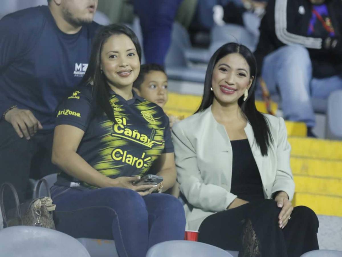 Real España celebra, sufre Motagua y la rubia que cautivó en el Morazán