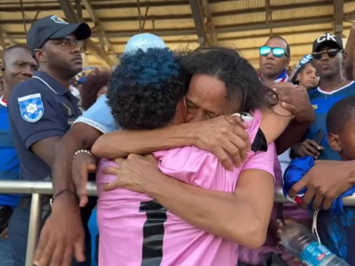Emocionante: así fue el reencuentro de Vozinha con su mamá en el Mundial 2026