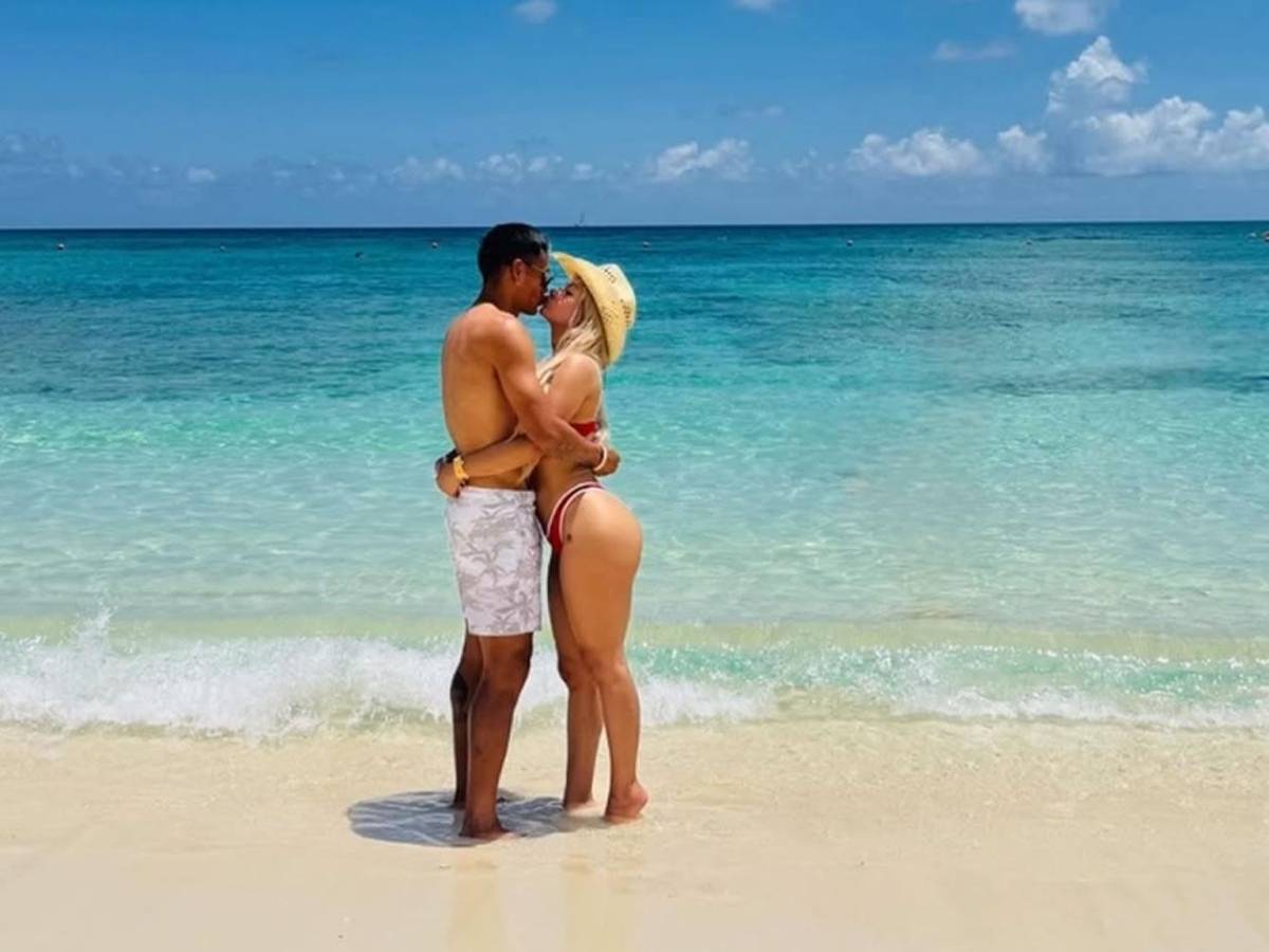 Andy Najar y su sexy esposa vacacionaron en paradisíaca isla: ella lució bikinazos
