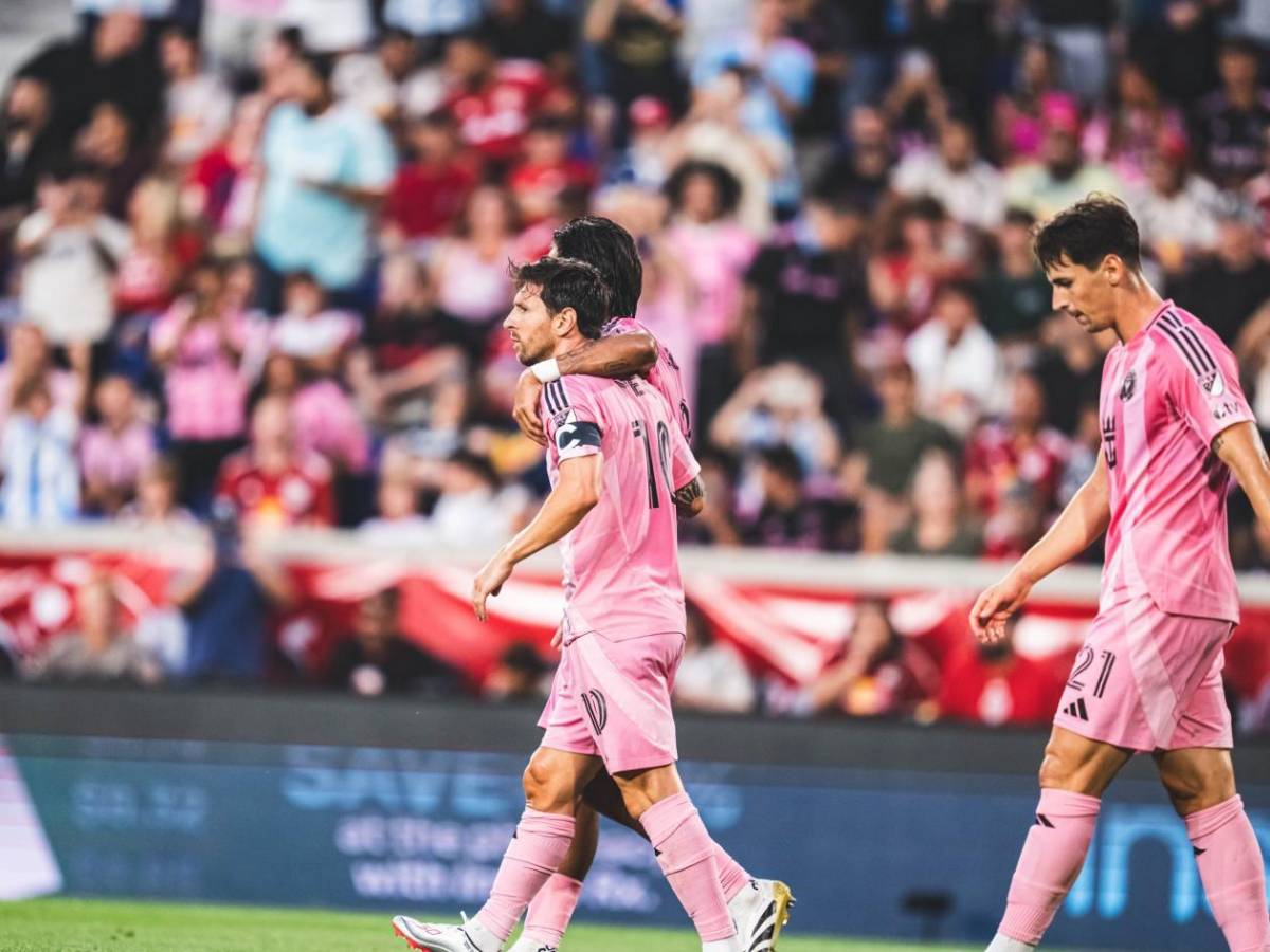 Messi brilla en Nueva York: Consigue dos récords y supera a Cristiano Ronaldo