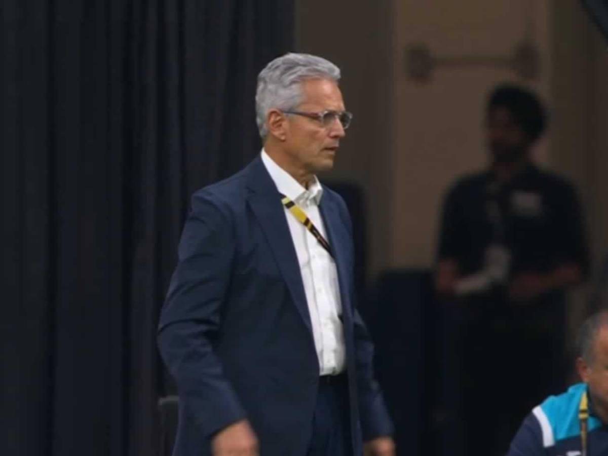 Honduras sufre humillante goleada: tristeza, euforia de Canadá y fea acción de Menjívar