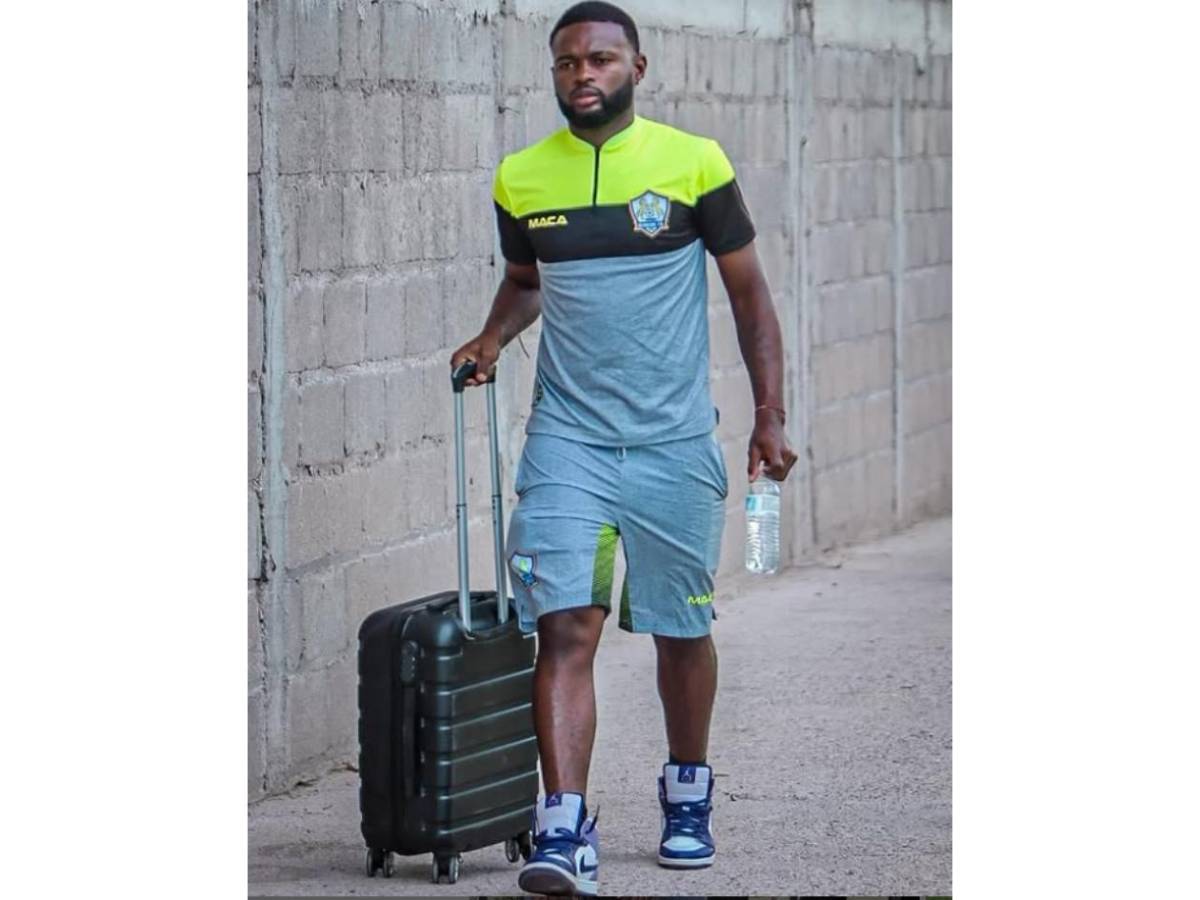 Ropa exclusiva y diamantes: Futbolistas hondureños con los mejores outfits