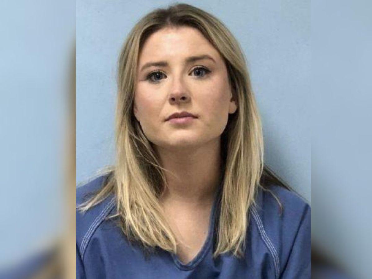 Maestra es sentenciada a prisión por acosar a su exnovio