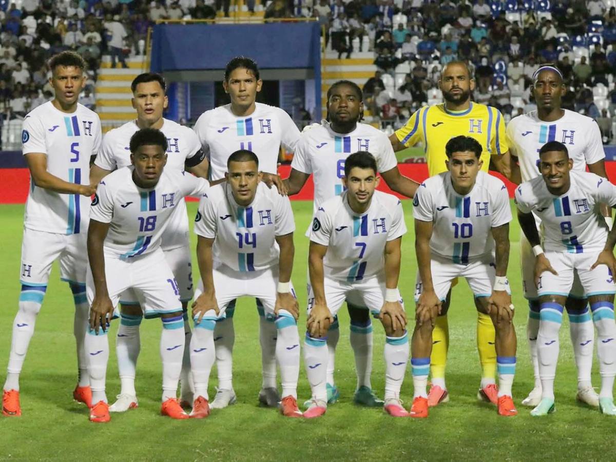 Llanto de Dereck Moncada, decepción de Molina con Honduras y sexy chica cautivó ante Surinam