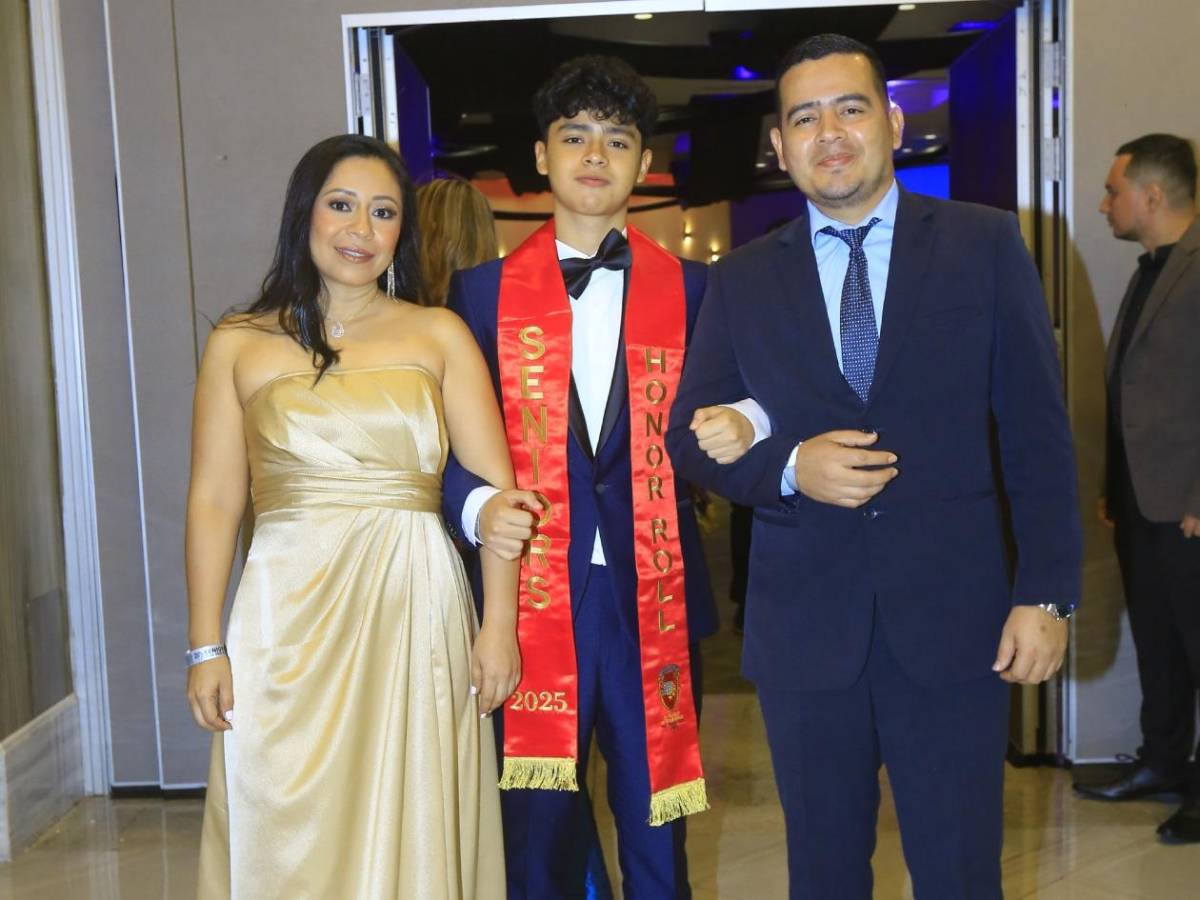 Seniors 2025: Fiesta de graduación de la Happy New Dawn