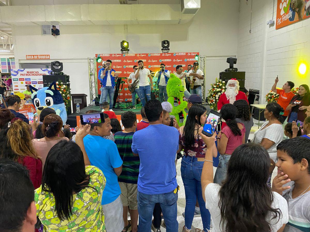 La Mundial inaugura su 17va tienda en el sector López Arellano