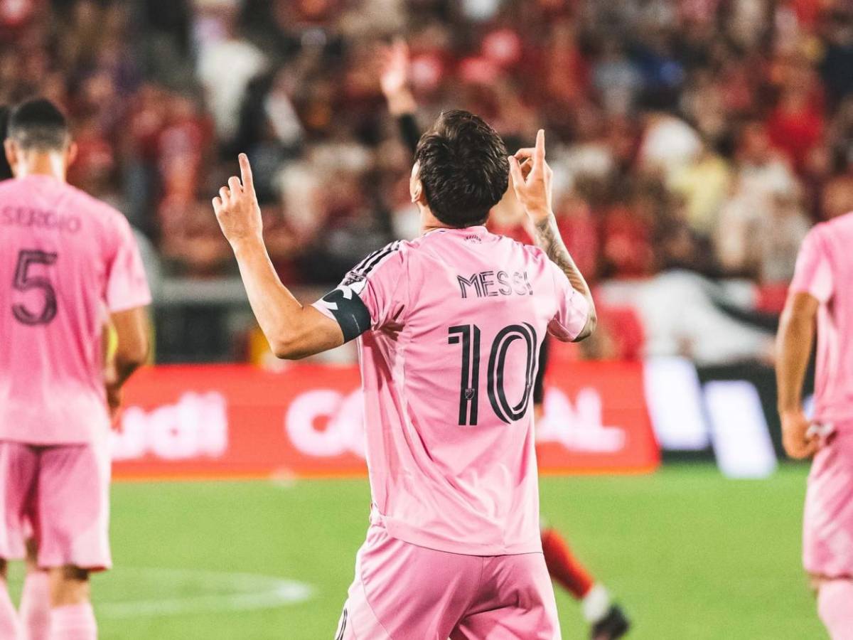 Messi brilla en Nueva York: Consigue dos récords y supera a Cristiano Ronaldo