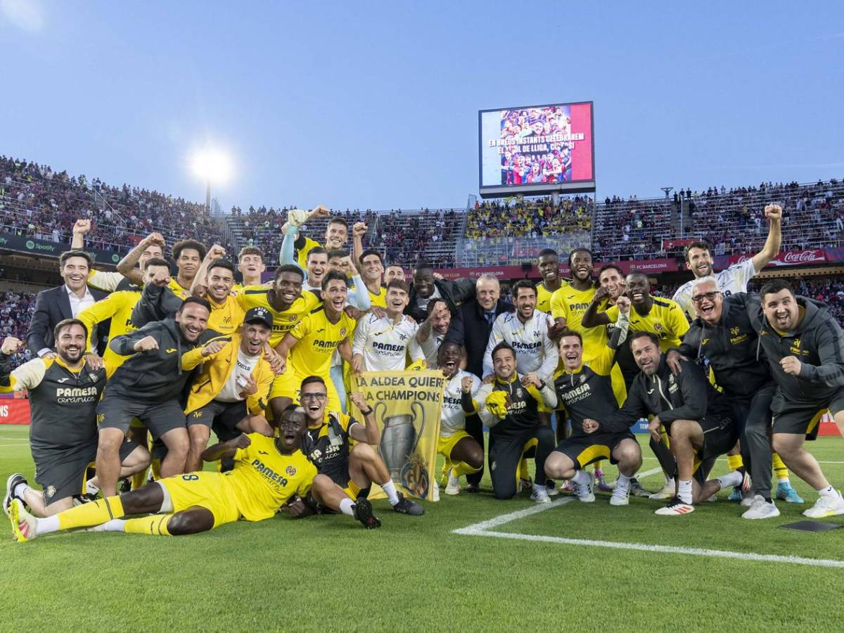 Barcelona festeja los títulos ante su afición, show de Lamine y Gavi presume a su novia