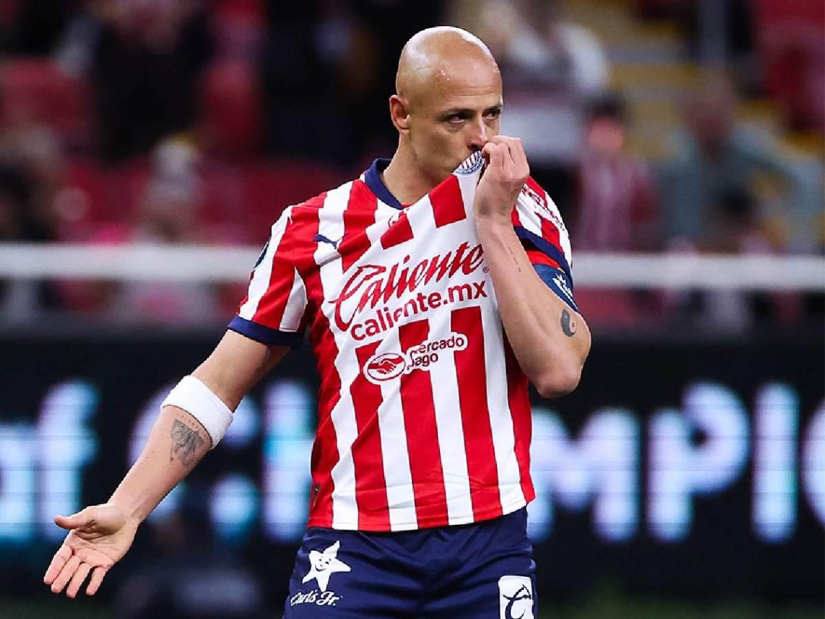 Chicharito rompió el silencio tras polémica sobre mujeres; revelan dura decisión de Chivas