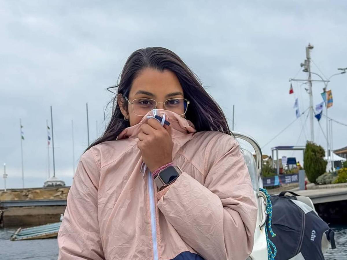 Periodista deportiva se retira, abandona el país y se casa con otra chica en México