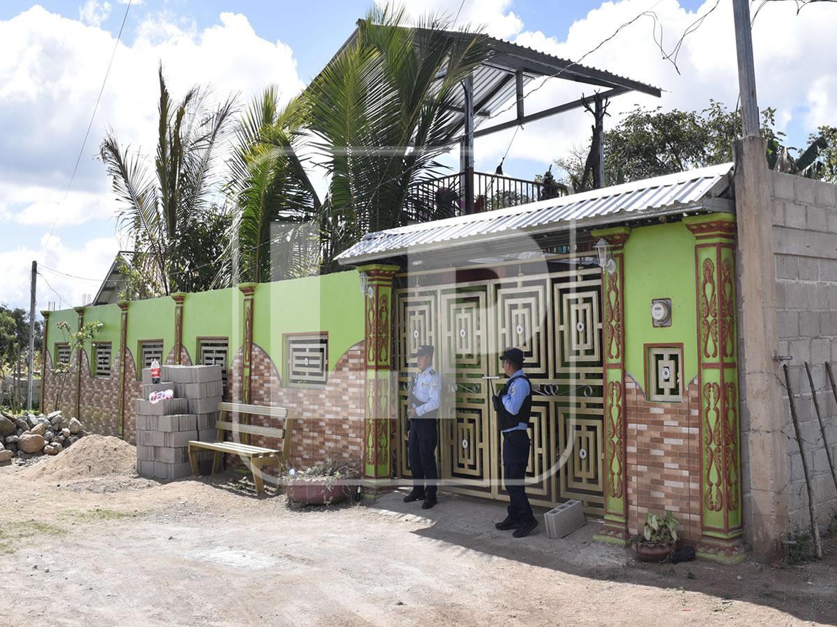 “Se fue con otro”: Había enterrado a su esposa en el patio y la denunciaba de abandono