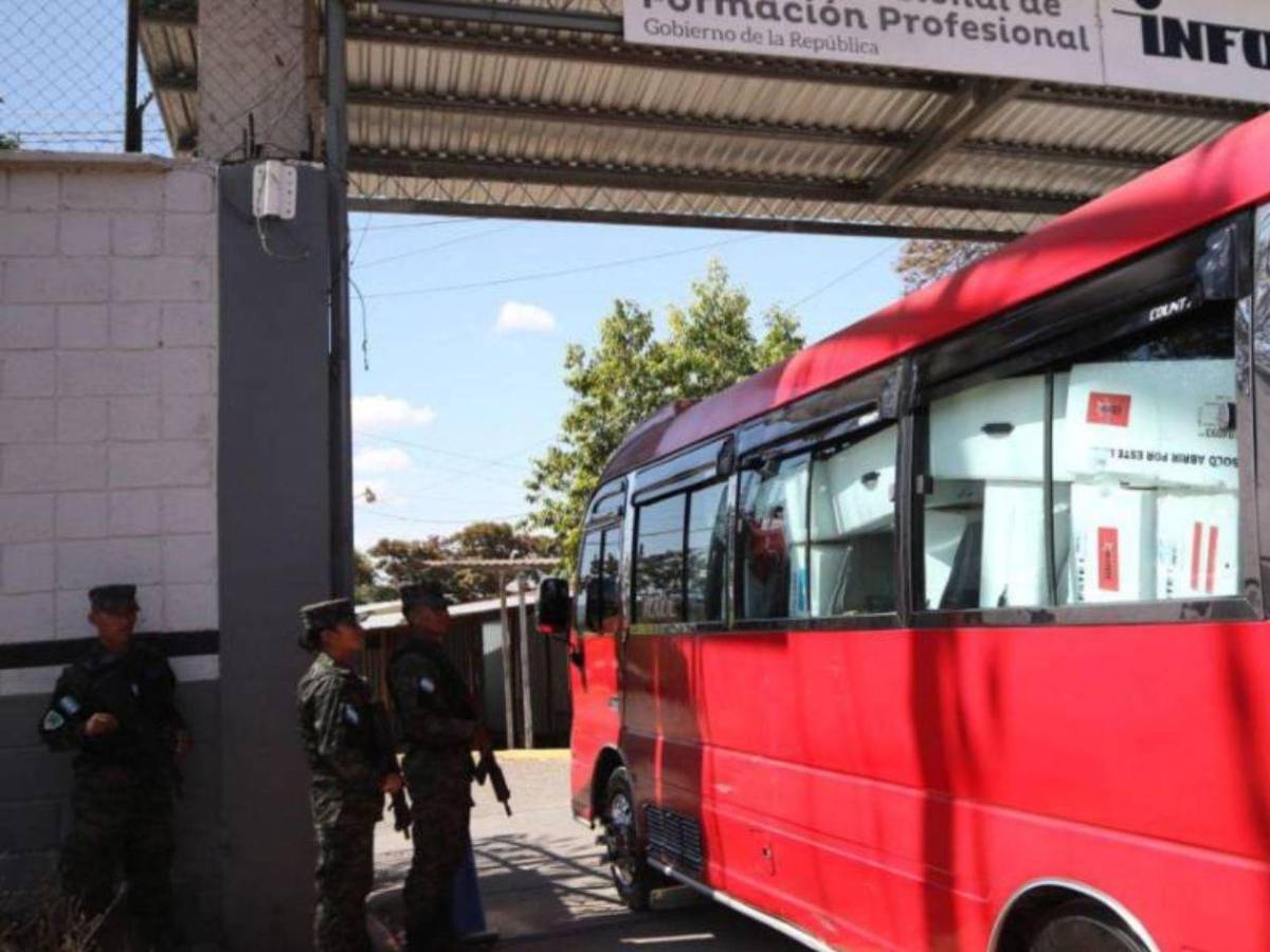 ¿Quién es Juan Carlos Lobo, capturado por irregularidades en elecciones?