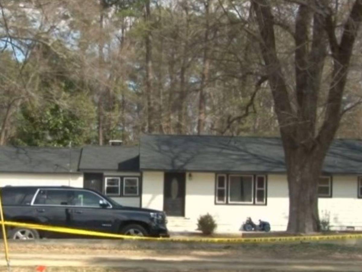 Hombre mata a su exnovia tras enterarse por redes sociales que se casaba con otro