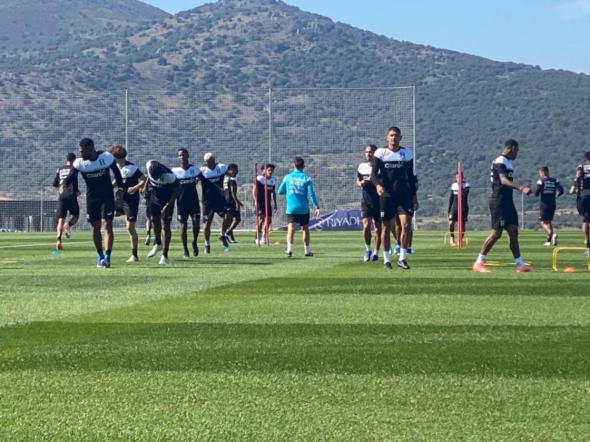 Nueva tecnológica y gran novedad: La Bicolor realiza su segundo entrenamiento