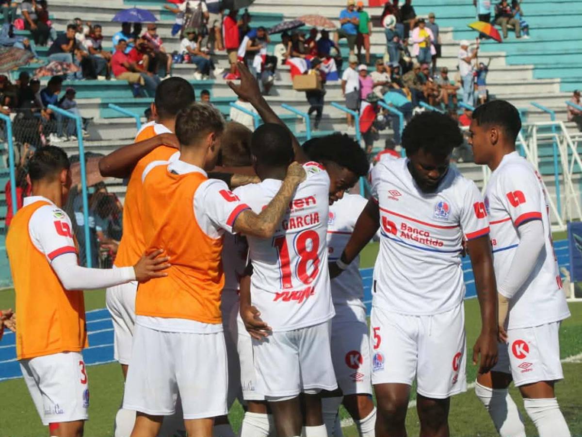 Olimpia se toma venganza, llanto de futbolista, esposa cautiva y chica del Génesis
