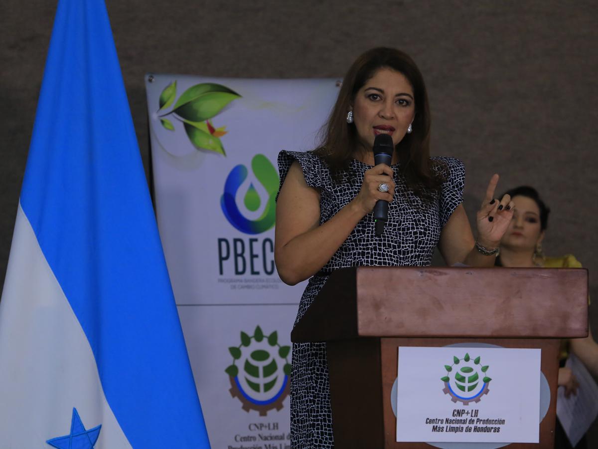 Karla Ávila, directora Legal y Asuntos Corporativos de Cervecería Hondureña.