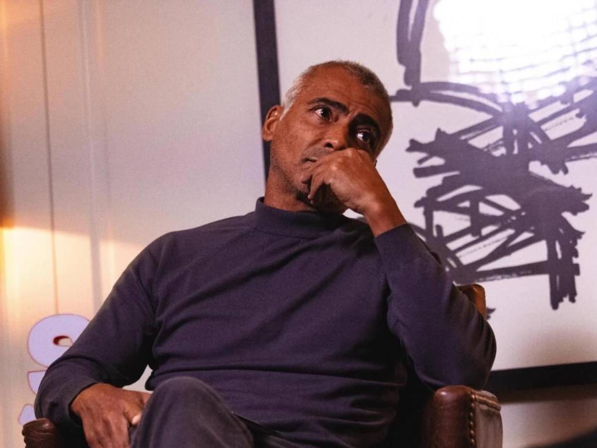 Escándalo: Romario cambia a su novia de 25 años por su mejor amiga y ella reacciona