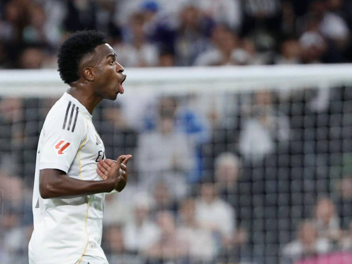 Vinicius toma sorprendente decisión tras su berrinche a Xabi en el clásico