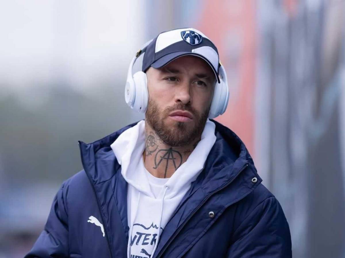 Sergio Ramos debutó con Monterrey: causa locura y casi hace un golazo