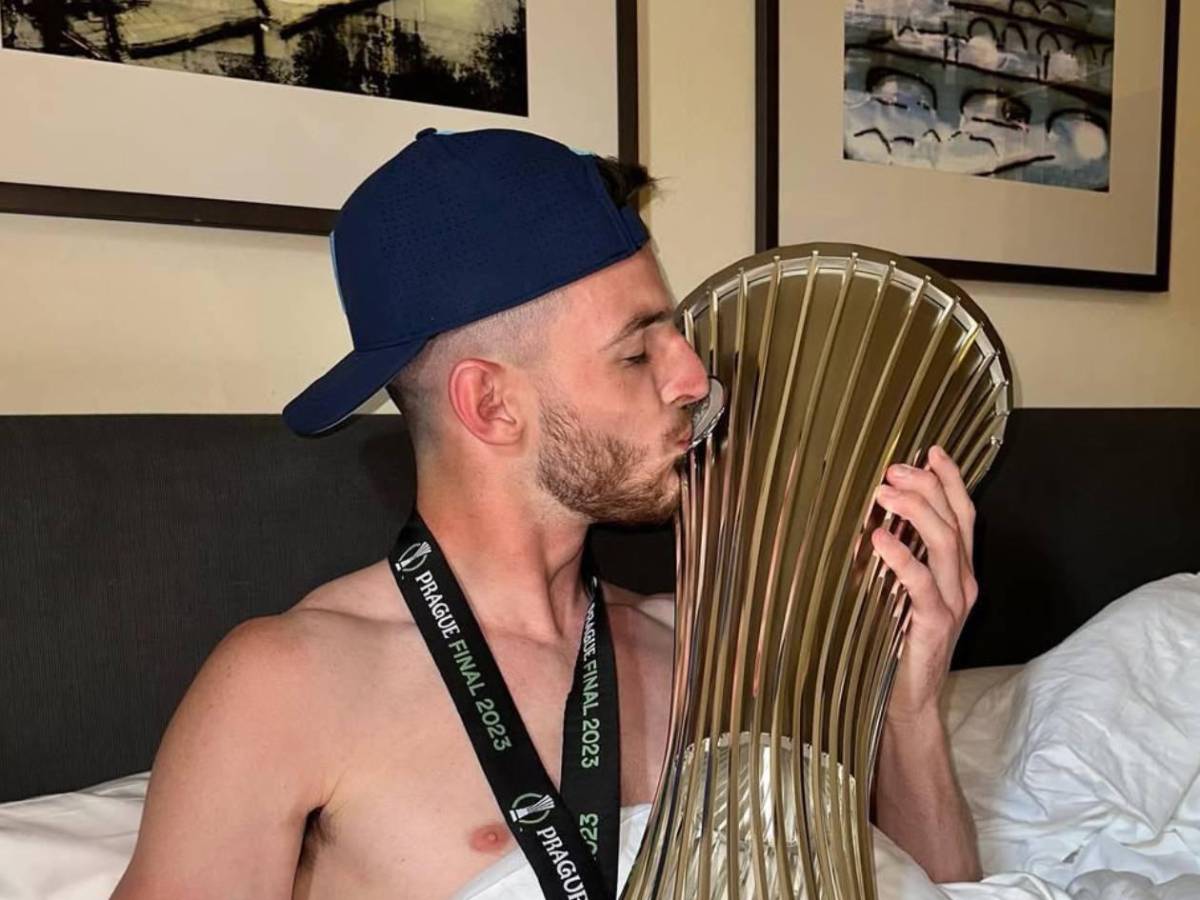 Declan Rice defiende a su esposa tras recibir ataques y ella toma decisión