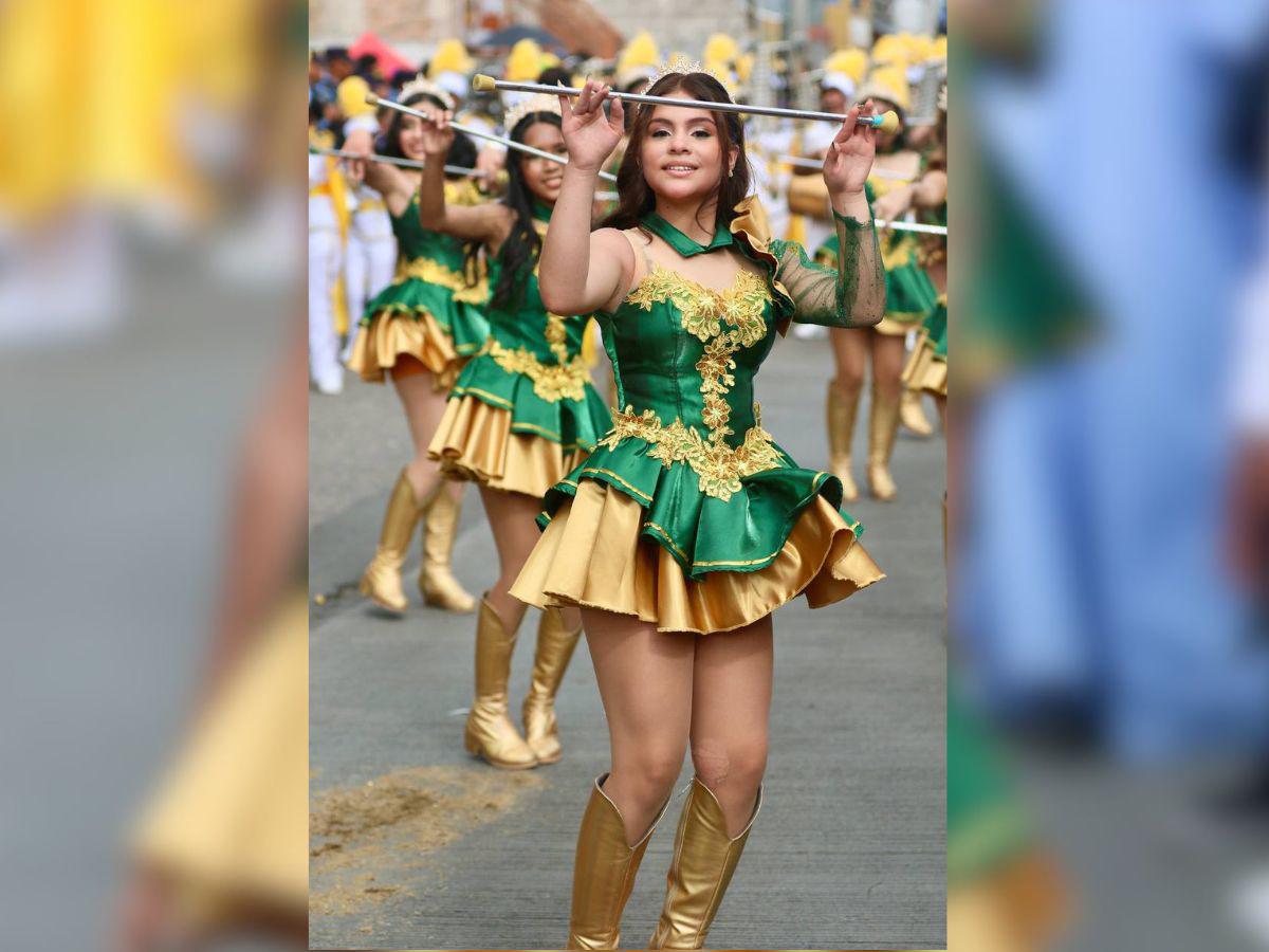 Tifany Alfaro, la bella palillona del Instituto Técnico Nueva Suyapa