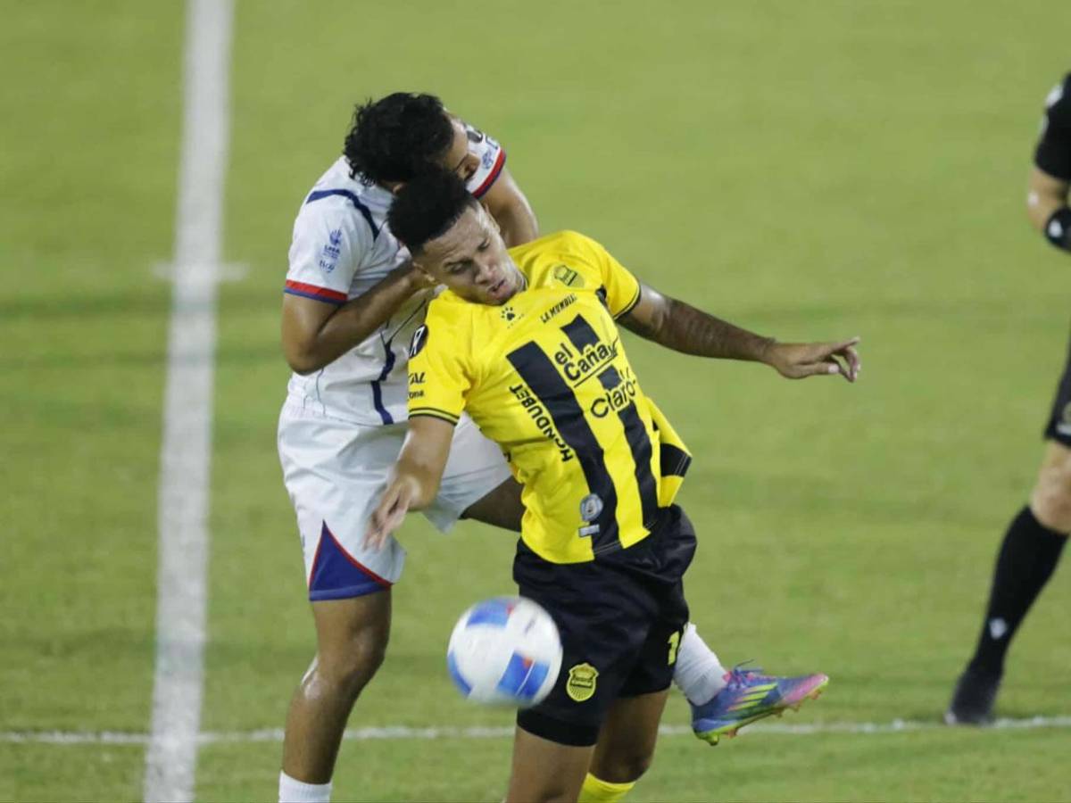 Decepción en el Real España, el villano, héroe, esposa de jugador y la chica del Plaza Amador