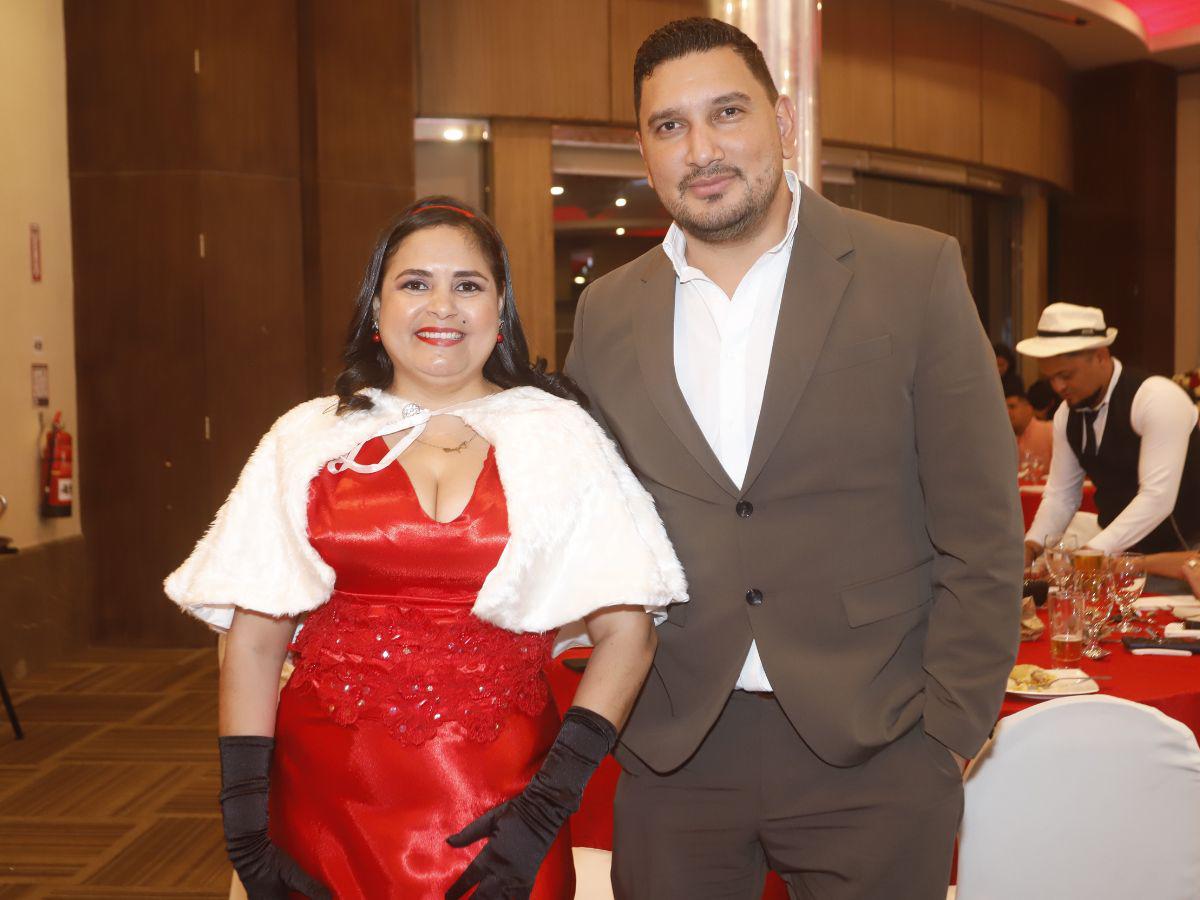 Cofisa celebra su tradicional cena navideña con una elegante temática Circus