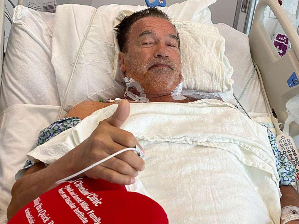 Colocan marcapasos Arnold Schwarzenegger luego de tres cirugías a corazón abierto