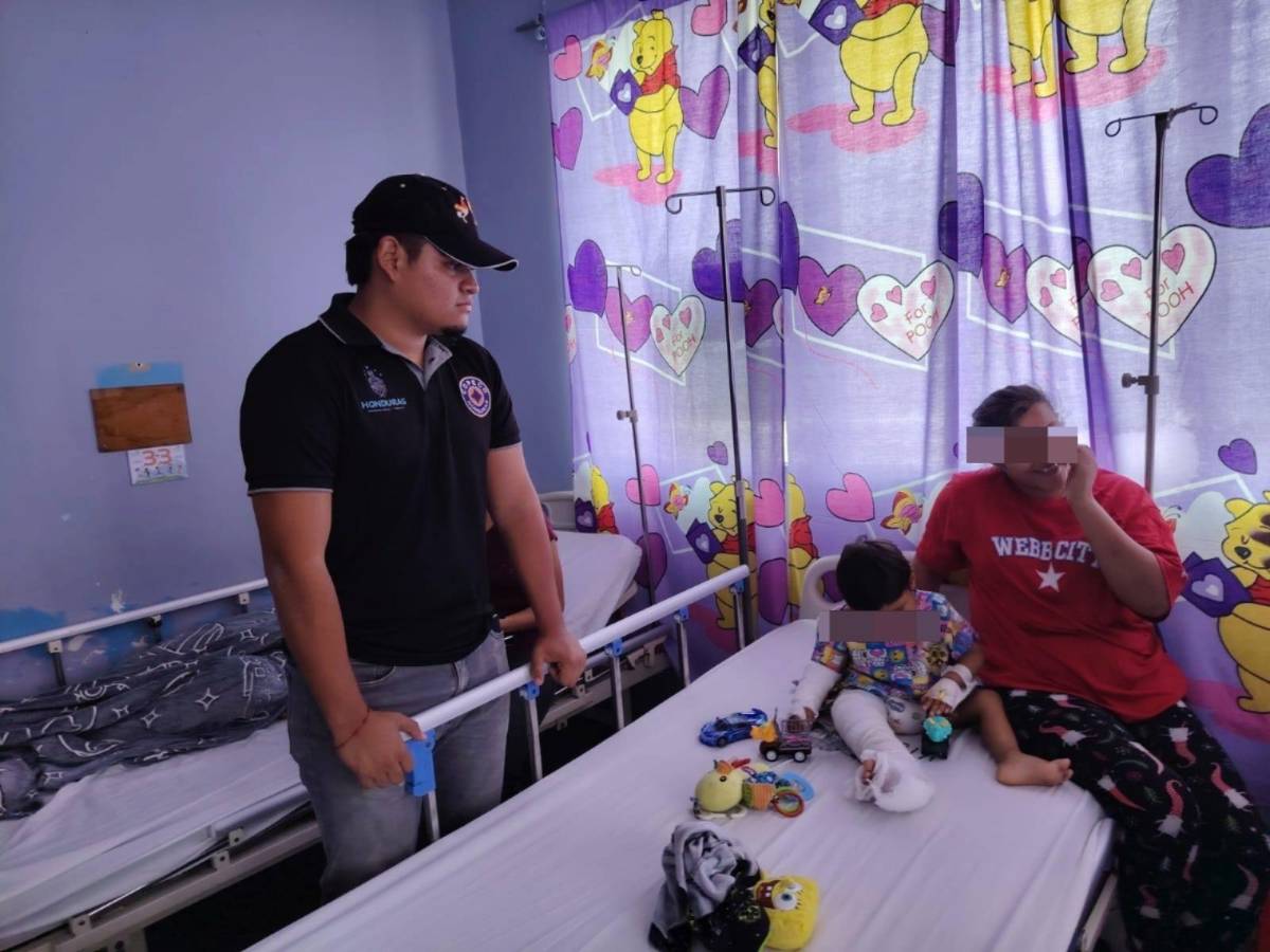 “Le quemó y fracturó”: DPI va tras padrastro acusado de torturar a niño en Santa Bárbara