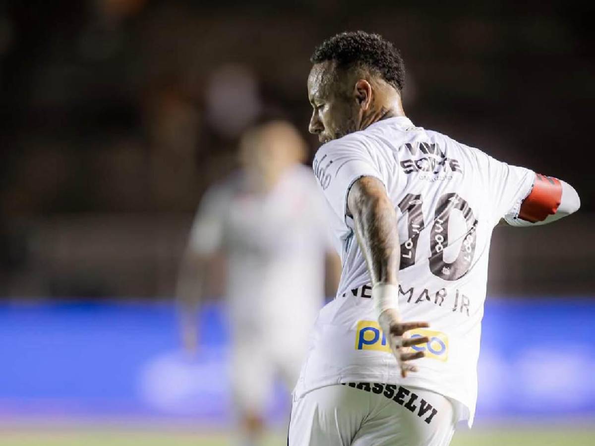 Neymar con un megacontrato en Brasil: lujos y revelan su millonario salario